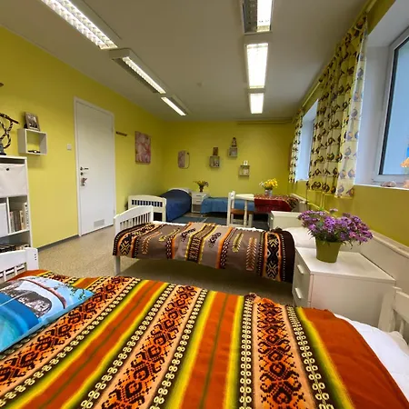 Torgu Royal بيت شباب Iide