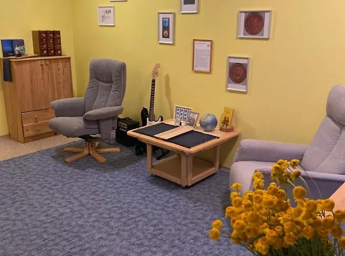 Hostel Torgu Royal *