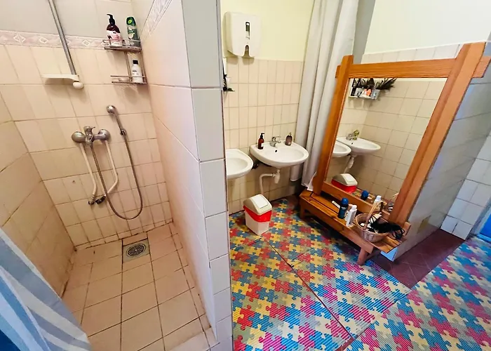 Torgu Royal Hostel *