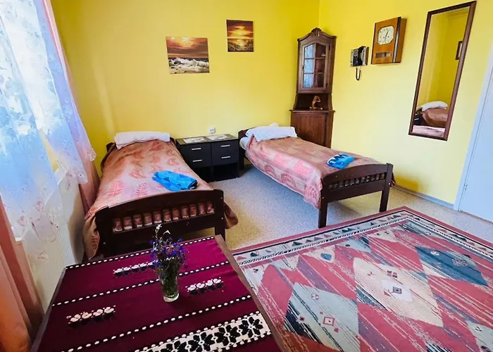 Torgu Royal Hostel Iide